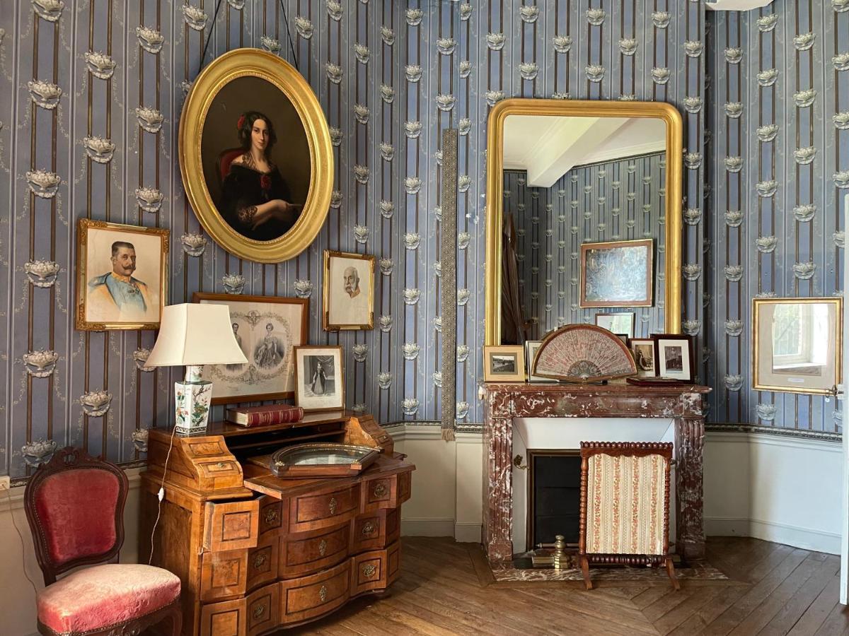 Chateau De Bostz Besson エクステリア 写真